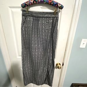 Worthington black and white maxi skirt, size XS